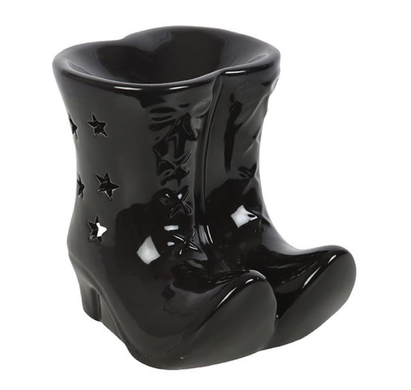 Witch boots oil burner